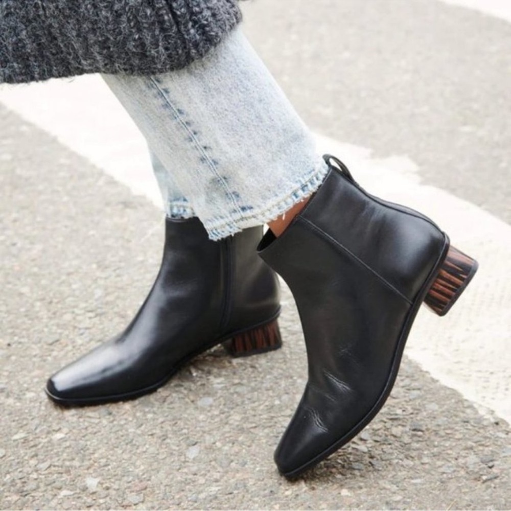 Bernardo Helene Black Antique Calf Leather Women’s Ankle Boots Size 7 Medium - Picture 1 of 16
